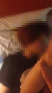 少婦說這樣不行要尿尿