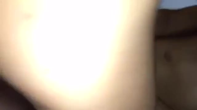 大陸人妻為左錢去俾人屌，仲射曬係個西上面 