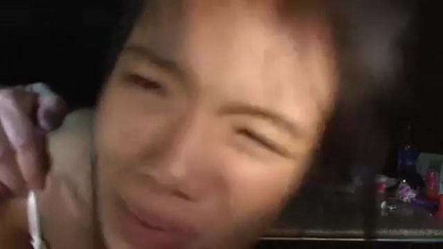 人妻享受性愛 