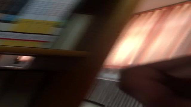 圖書館裡對妹子打手槍