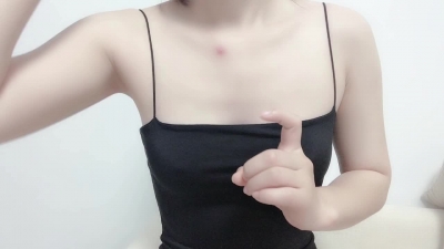 騷逼又癢了 好想扣噴水